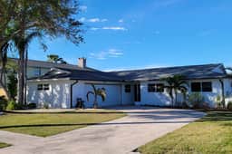 Pool-Waterfront-Pet Friendly